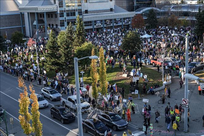 Hàng triệu người Mỹ tuần hành phản đối chính sách của Tổng thống